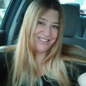 Meet your Posher, Evelyn